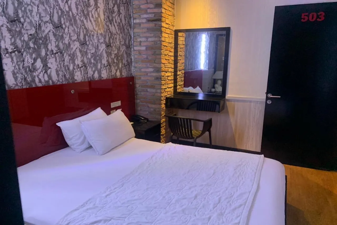 Gia Huyen Hotel Ho Chi Minh City 0*,  Vietnam